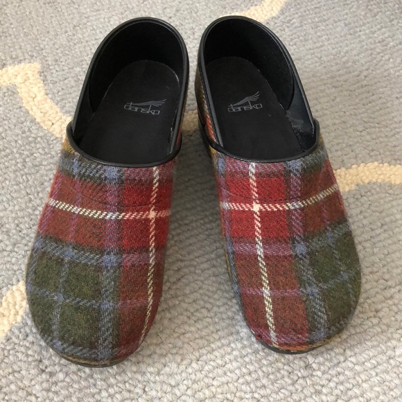 dansko plaid clogs